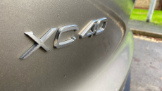 Volvo Xc40 2.0 B4P Inscription 5dr AWD Auto Petrol Estate